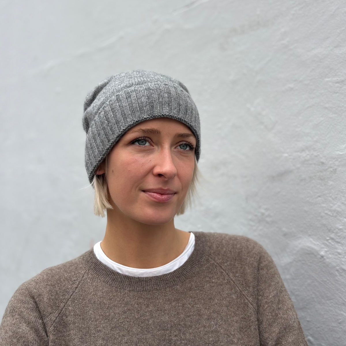 Twist & Turn Beanie Hat - Grey / White main image 0